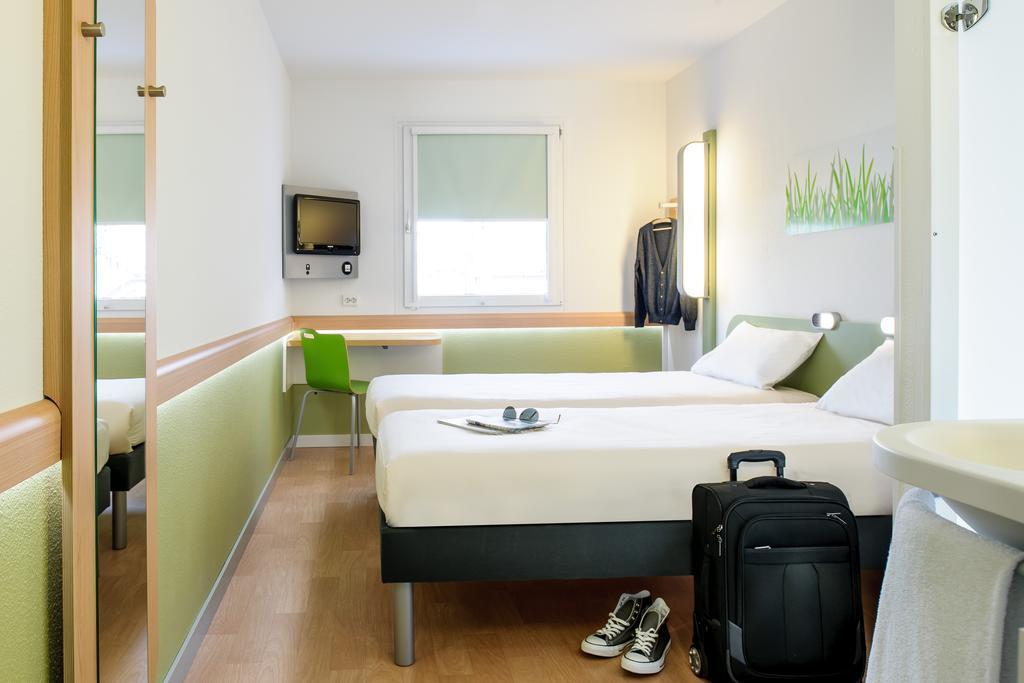 Ibis Budget Ulm City Exterior foto